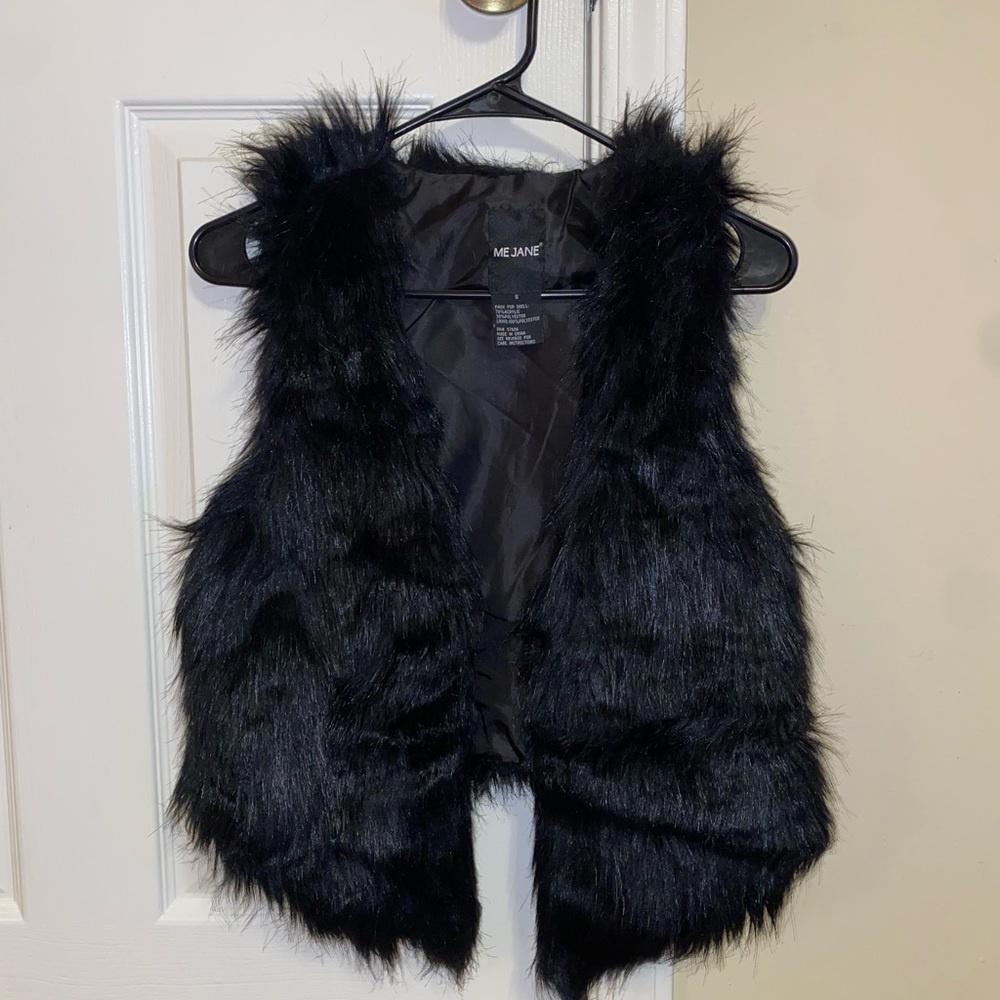 Black faux fur vest